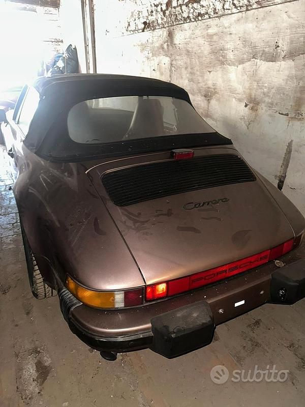 Usata Porsche 911 Carrera Cabriolet 1989 Marrone Cabrio