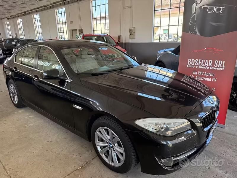 Usata BMW 525 Efficient Dynamics 218 CV (160 kW) 2012 Nero Berlina