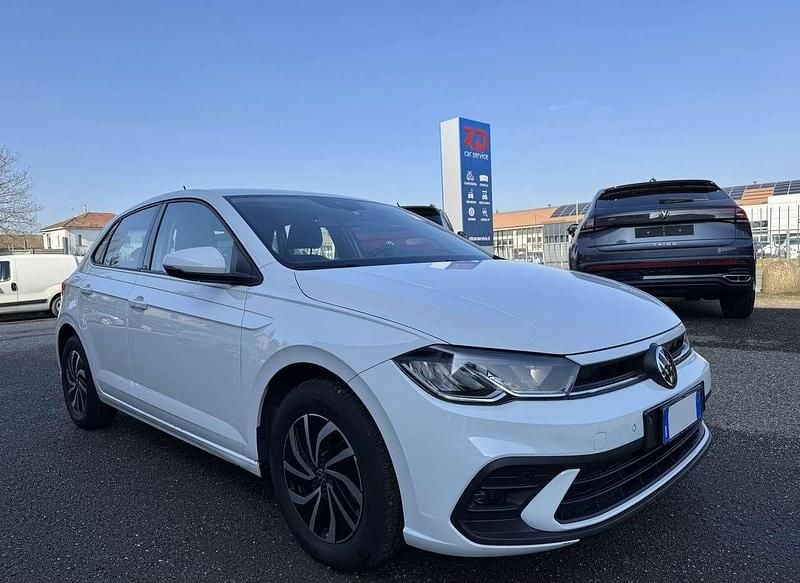 Usata VW Polo Life 95 CV (69 kW) 2023 Bianco Utilitaria