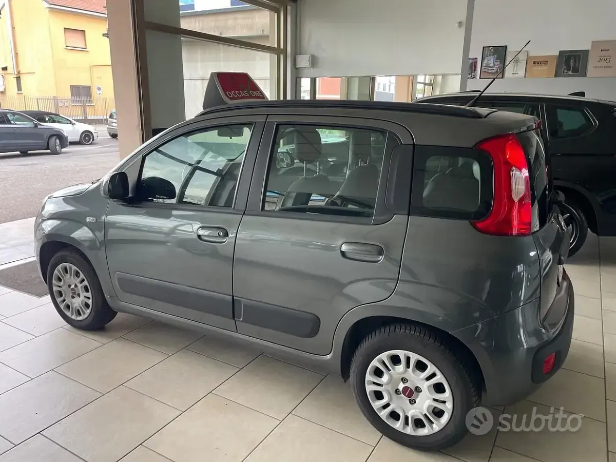 Usata Fiat Panda Lounge 69 CV (50 kW) 2019 Grigio Utilitaria