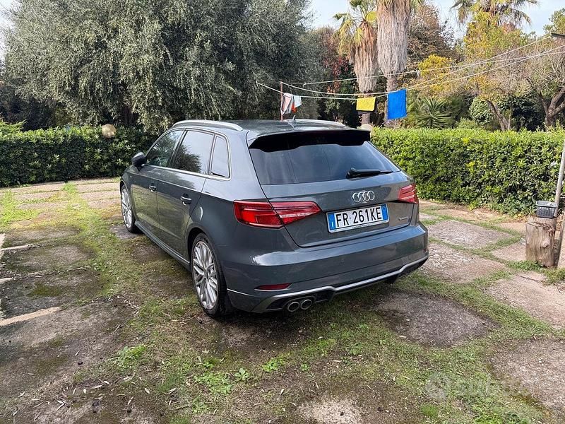 Usata Audi A3 S-Line 184 CV (135 kW) 2018 Grigio Berlina