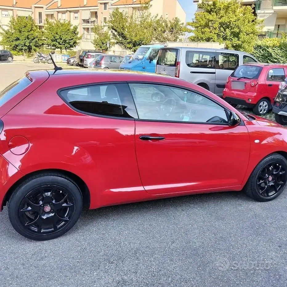 Usata Alfa Romeo MiTo Distinctive 85 CV (62 kW) 2010 Rosso Utilitaria