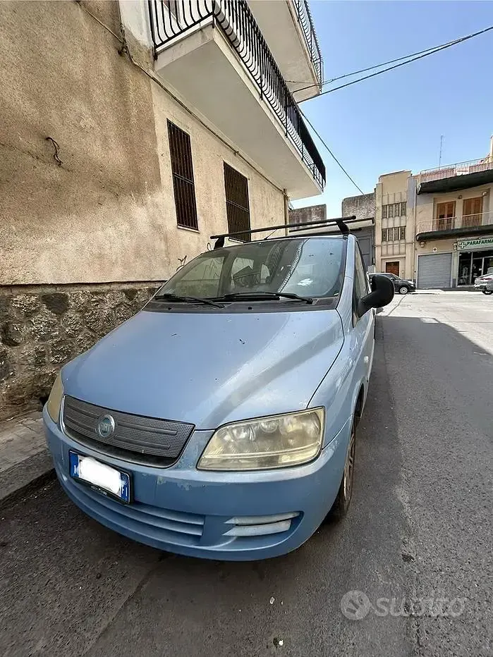 Usata Fiat Multipla 103 CV (75 kW) 2008 Bluazzurro Monovolume