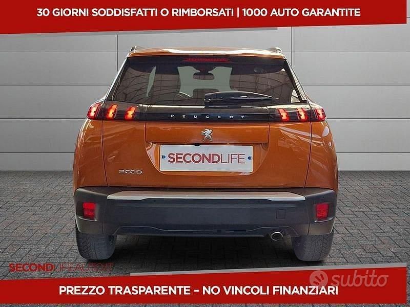 Usata Peugeot 2008 Allure 110 CV (80 kW) 2021 Arancione SUV