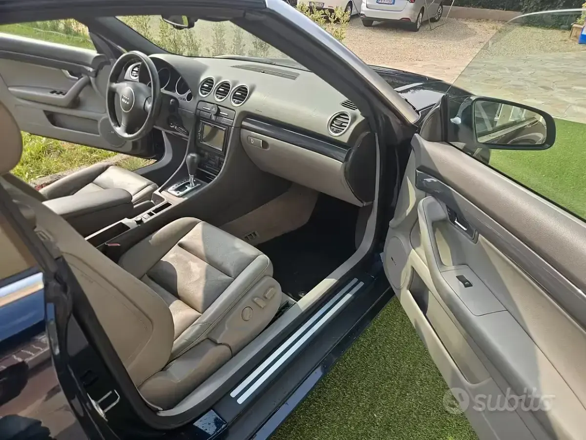 Usata Audi A4 Cabriolet 163 CV (119 kW) 2005 Blu Cabrio