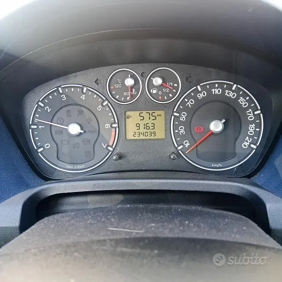 Usata Ford Fiesta 75 CV (55 kW) 2007 Utilitaria