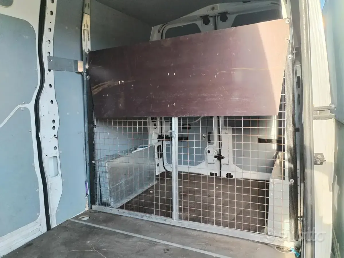 Usata Opel Movano 170 CV (125 kW) 2018 Bianco Monovolume