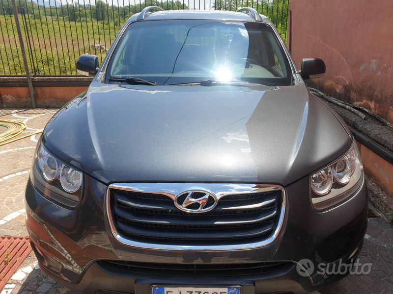 Usata Hyundai Santa Fe Comfort 197 CV (144 kW) 2011 Grigio SUV