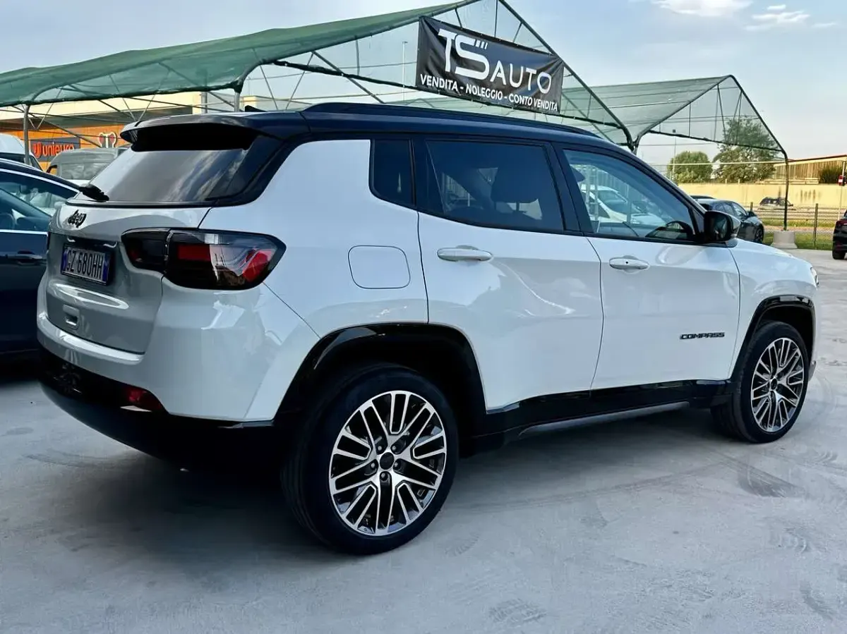 Usata Jeep Compass Summit 131 CV (96 kW) 2025 Other SUV