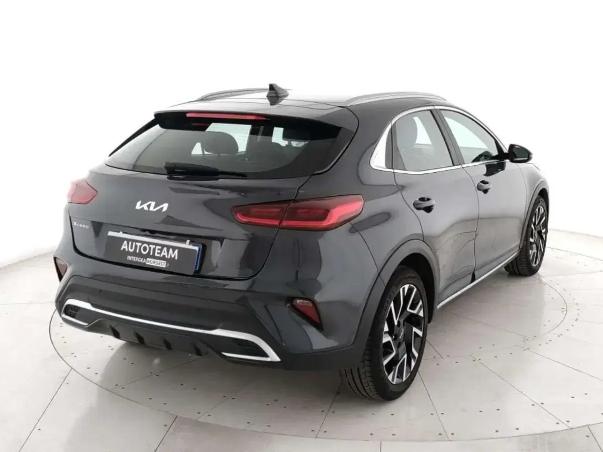 Usata Kia XCeed Style 136 CV (100 kW) 2023 Grigio metall. SUV
