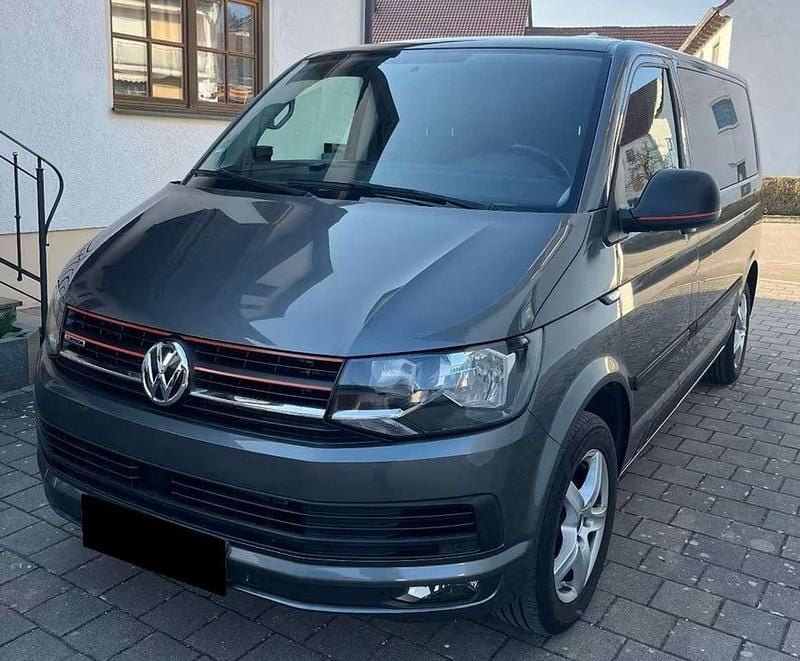 Usado VW T6 Comfortline 150 HP (110 kW) 2016 Cinzento Van