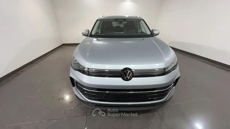 Nuova VW Tiguan Edition 131 CV (96 kW) 2026 Argento SUV