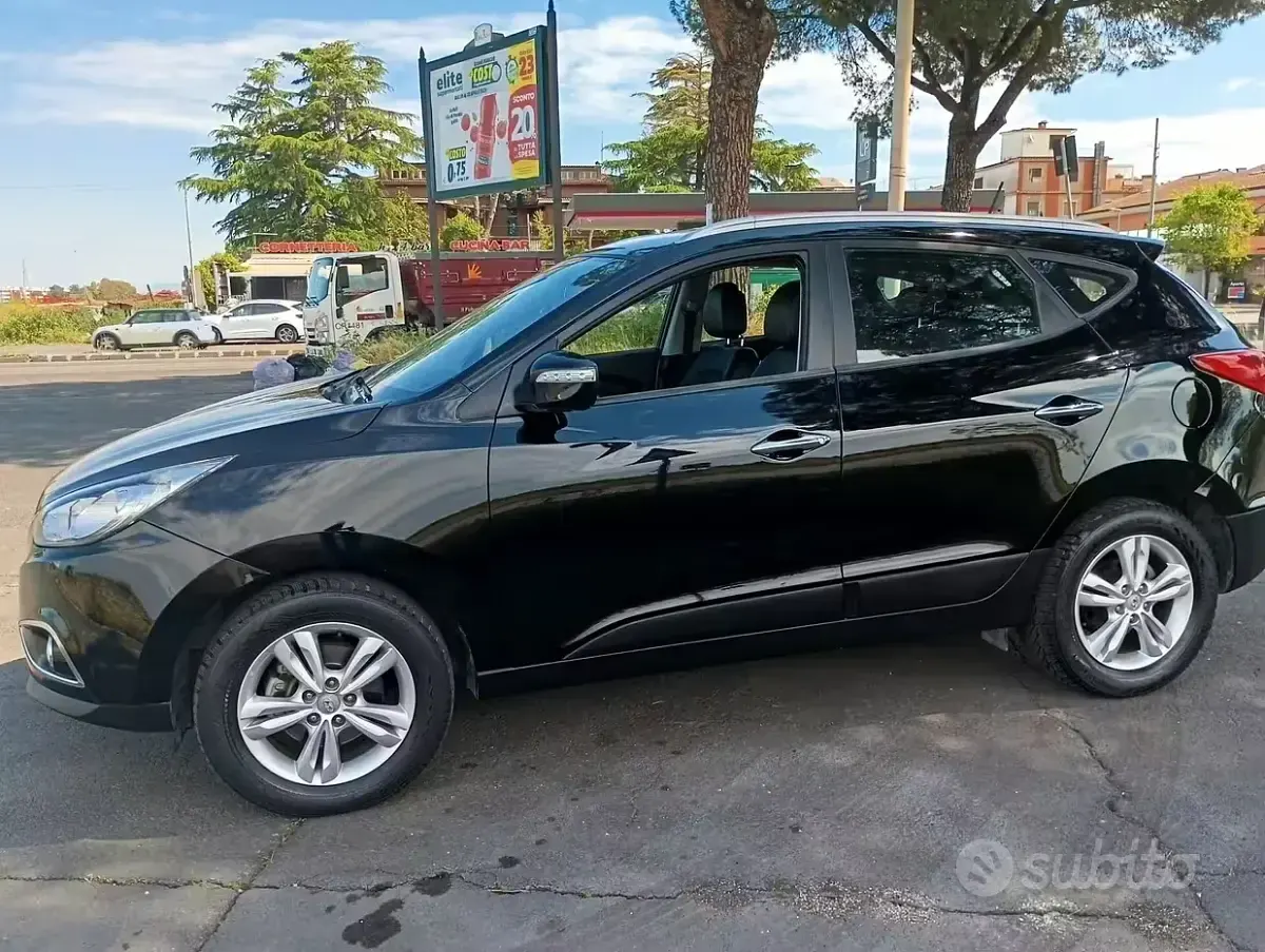Usata Hyundai ix35 Comfort 115 CV (84 kW) 2013 Nero SUV
