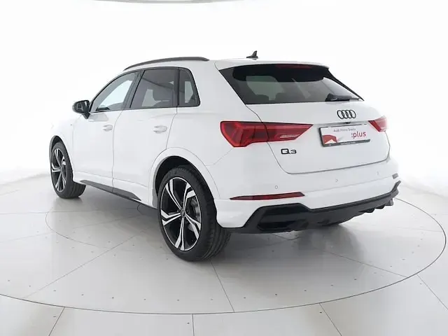 Usata Audi Q3 Sport 150 CV (110 kW) 2024 Bianco arkona SUV