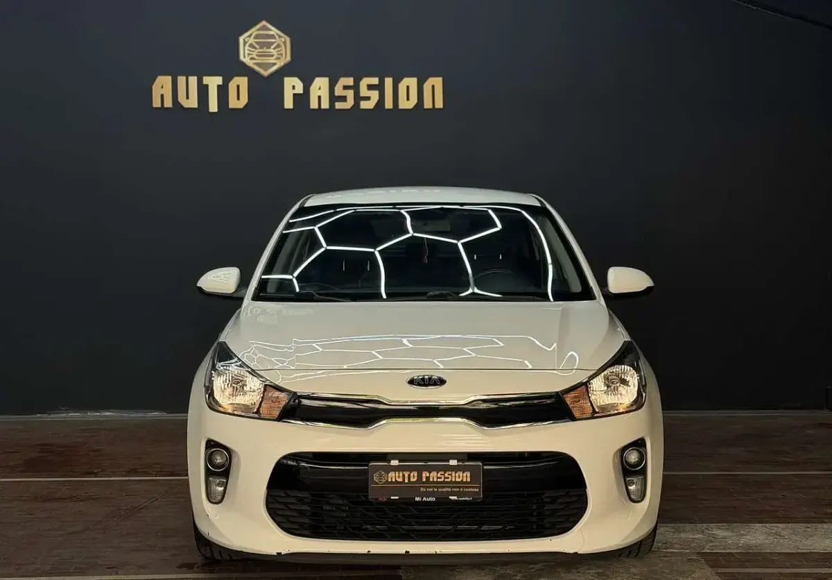 Usata Kia Rio 84 CV (61 kW) 2020 Other Berlina