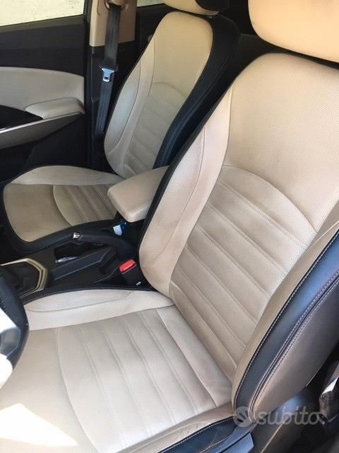 Usata Ssangyong (KGM) Tivoli 2016 Blu SUV