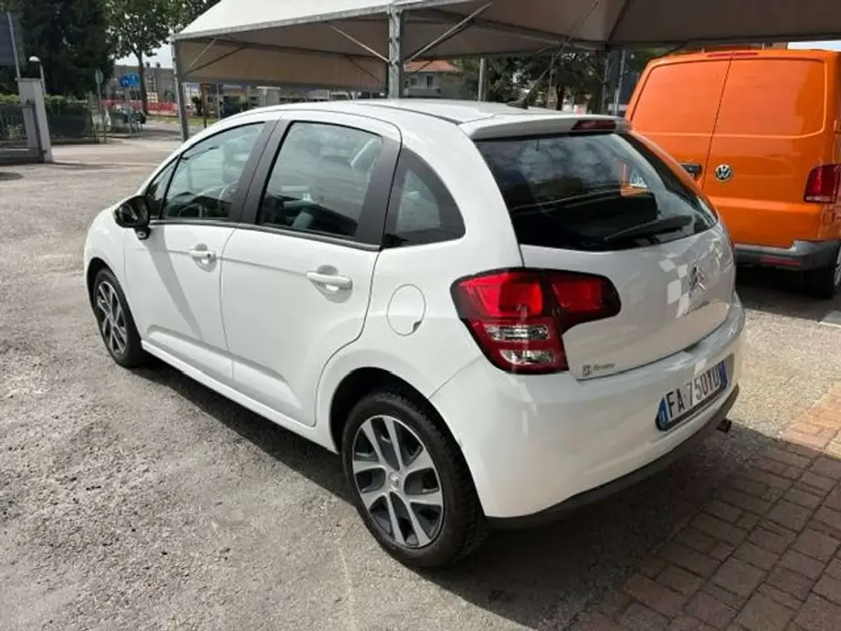Usata Citroën C3 SELECTION 68 CV (50 kW) 2012 Bianco Berlina