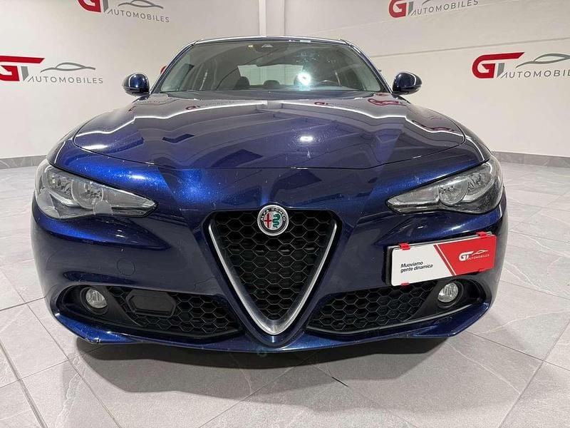 Usata Alfa Romeo Giulia Super 150 CV (110 kW) 2017 Blu Berlina