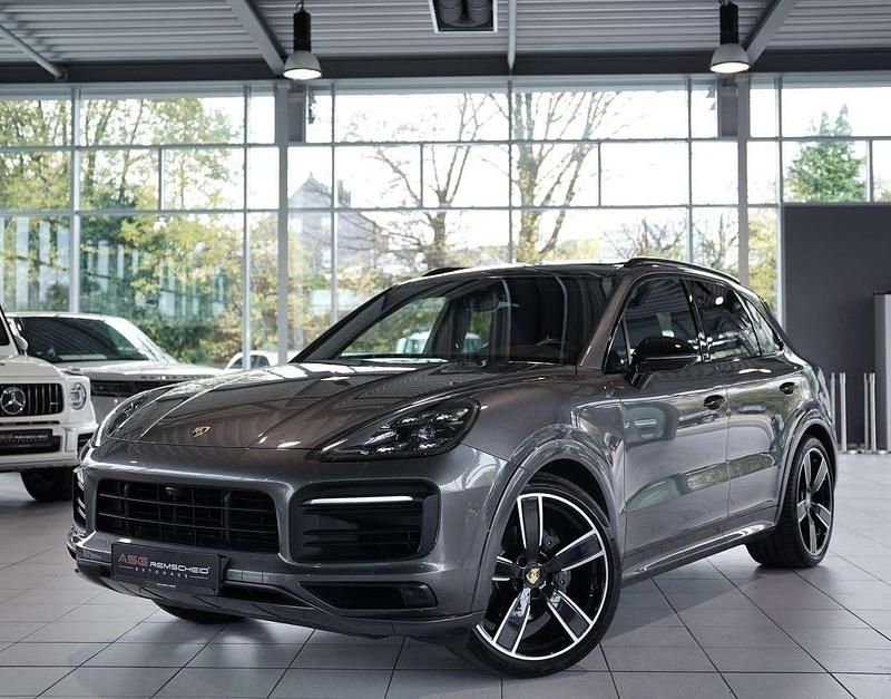 Grigio Usata 2019 Porsche Cayenne Sport SUV | 69.900 € (Molto cara) - Immagine 1/4
