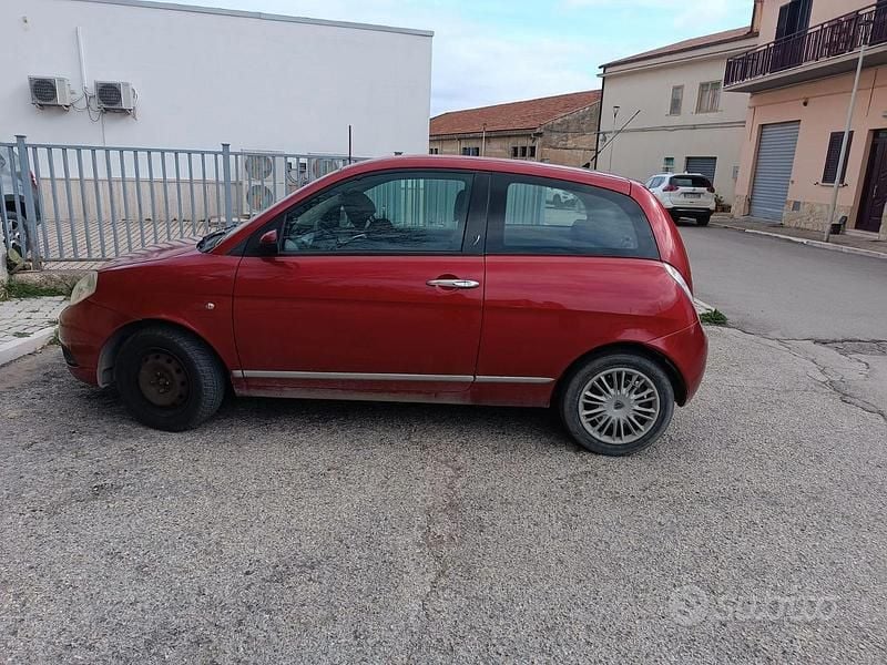 Usata Lancia Ypsilon 2007 Rosso Utilitaria