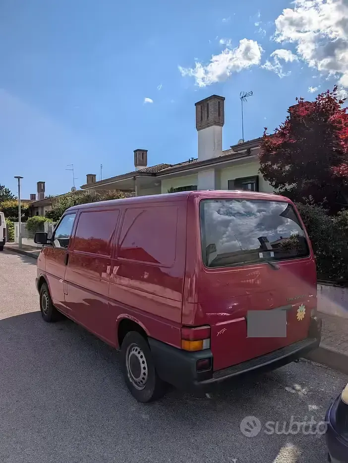 Usata VW Transporter 116 CV (85 kW) 1998 Rosso Furgone