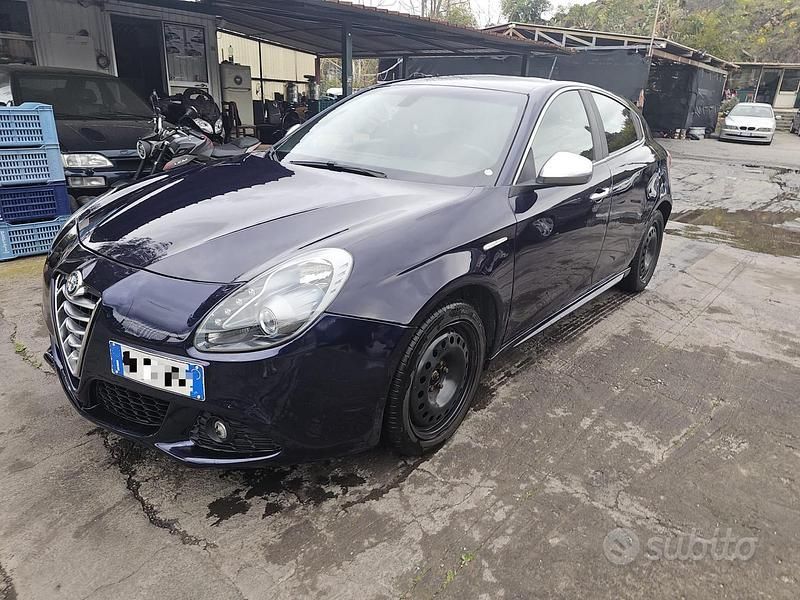 Usata Alfa Romeo Giulietta Progression 105 CV (77 kW) 2012 Blu Utilitaria