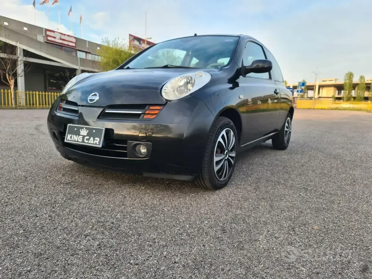 Usata Nissan Micra Acenta 80 CV (58 kW) 2003 Nero Utilitaria