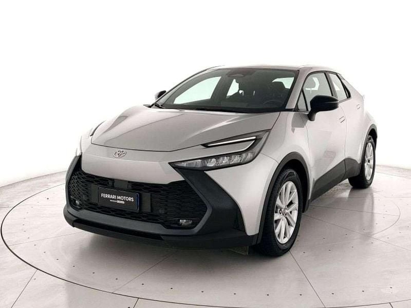 Argento Usata 2025 Toyota C-HR Active SUV | 25.950 € (Ottimo prezzo) - Immagine 1/4