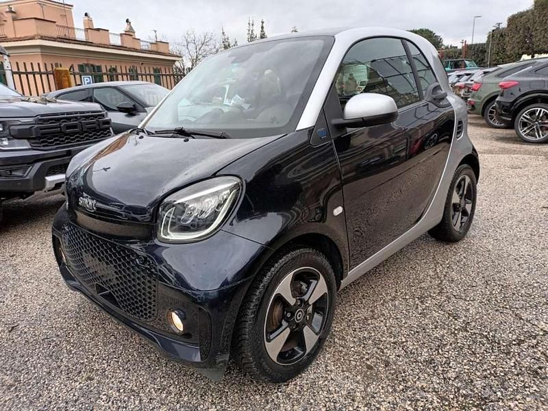 Usata Smart ForTwo Coupé Prime 41 kW (56 CV) 2023 Blu Utilitaria