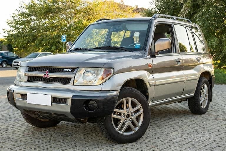 Marrone Usata 2002 Mitsubishi Pajero SUV | 4200 € (Buon prezzo) - Immagine 1/1