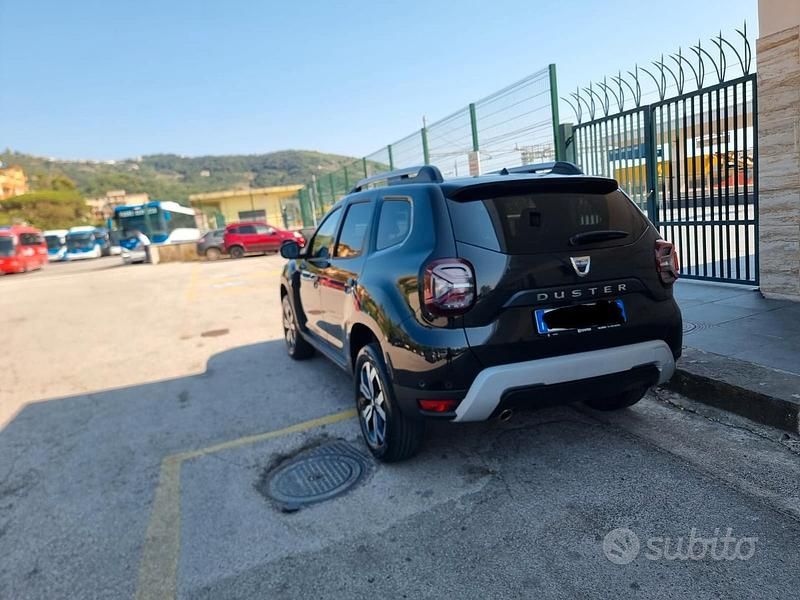 Usata Dacia Duster Prestige 101 CV (74 kW) 2022 Grigio SUV