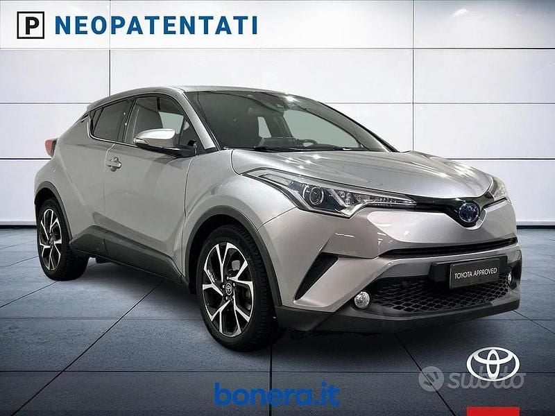 Usata Toyota C-HR Active 122 CV (89 kW) 2020 Gray SUV