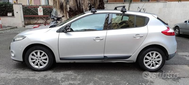 Usata Renault Mégane 110 CV (80 kW) 2011 Grigio Berlina