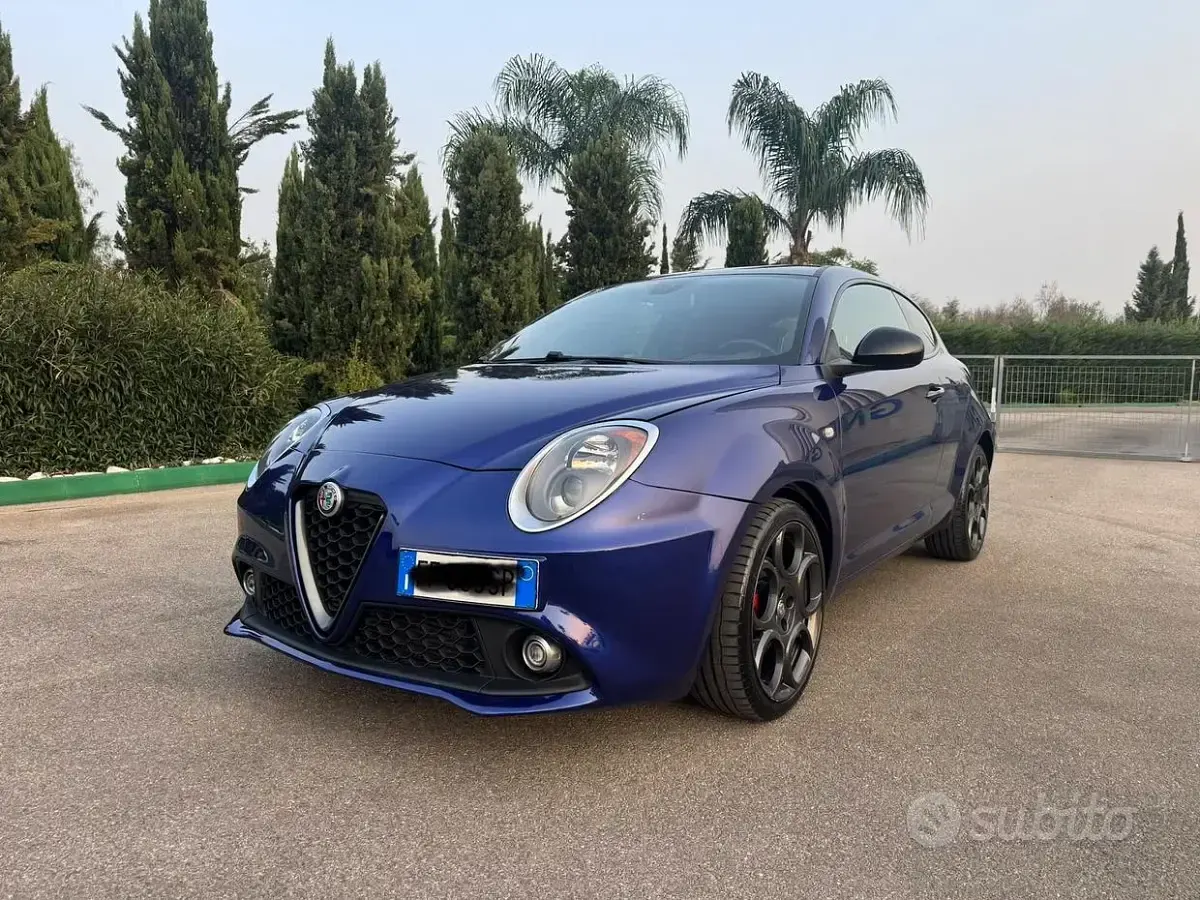 Usata Alfa Romeo MiTo 120 CV (88 kW) 2016 Bluazzurro Utilitaria