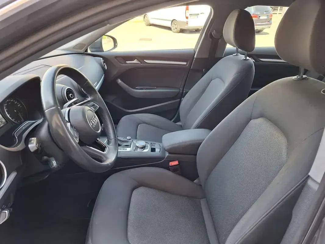Usata Audi A3 Admired 131 CV (96 kW) 2019 Berlina