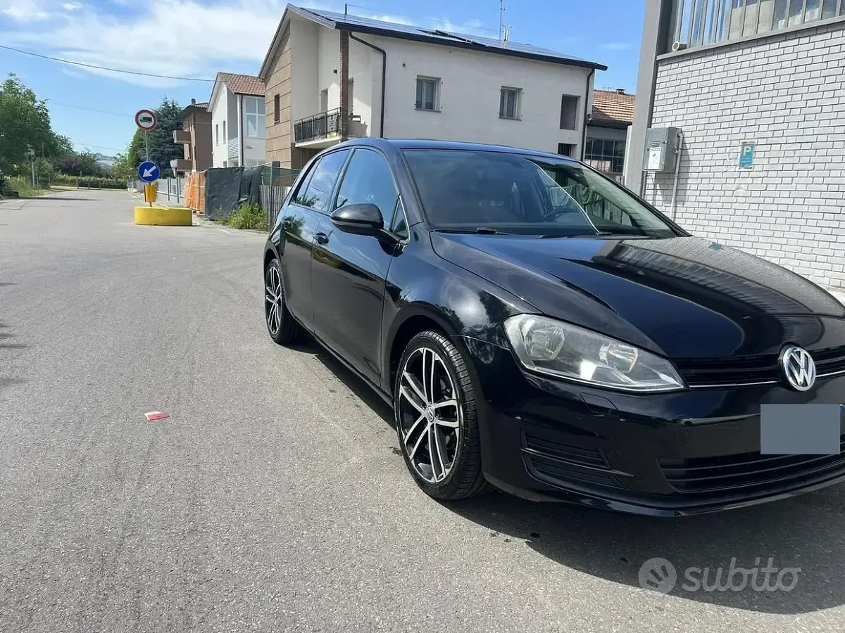 Usata VW Golf VII Comfortline 105 CV (77 kW) 2014 Berlina