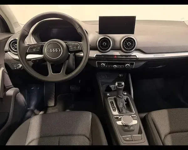 Usata Audi Q2 S-Line 150 CV (110 kW) 2024 Nero mito metallizzato SUV