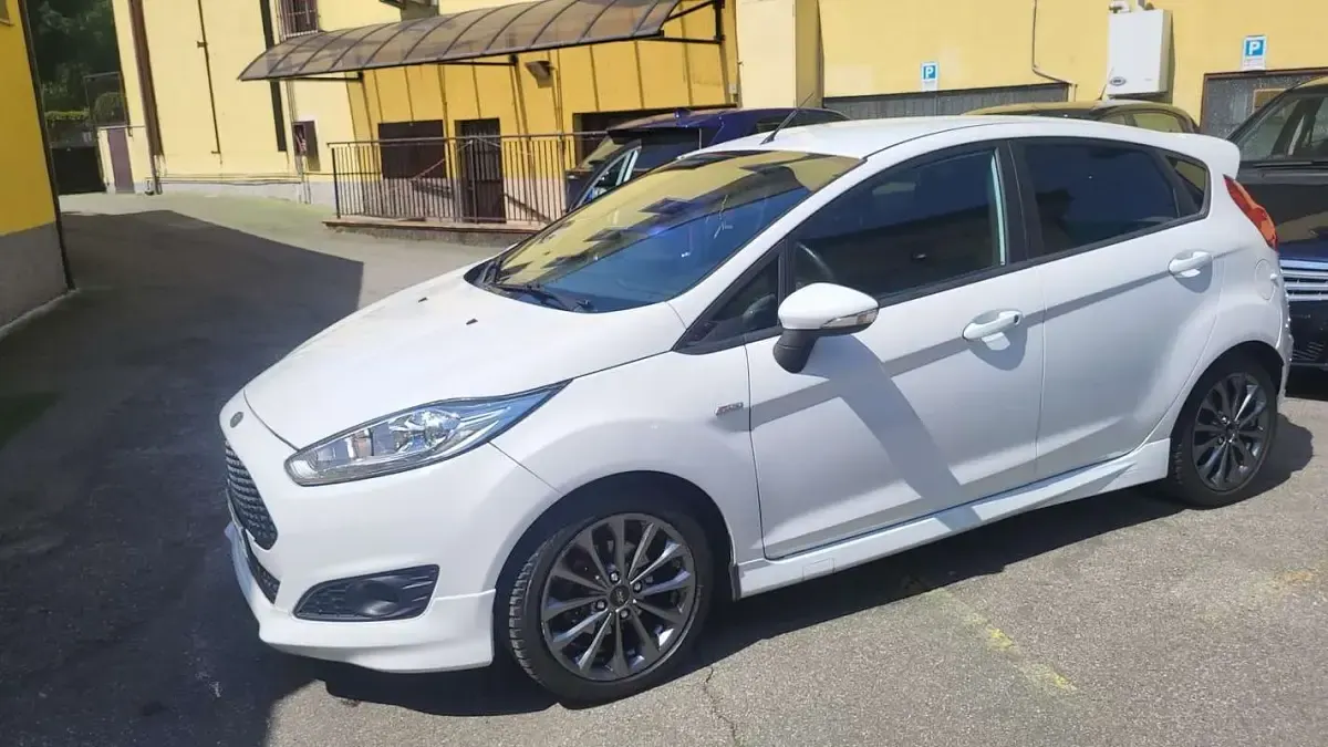 Usata Ford Fiesta ST-Line 75 CV (55 kW) 2017 Utilitaria
