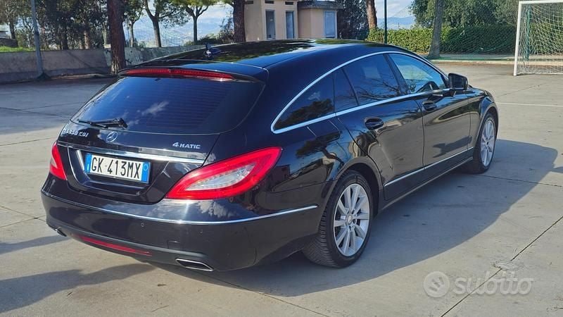 Usata Mercedes CLS350 265 CV (194 kW) 2013 Nero Station wagon