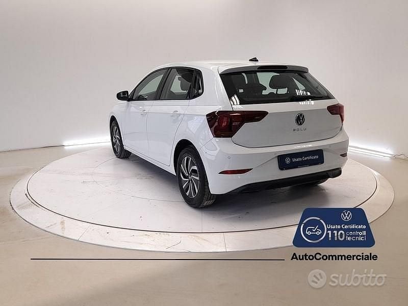 Usata VW Polo Life 95 CV (69 kW) 2023 Bianco Utilitaria