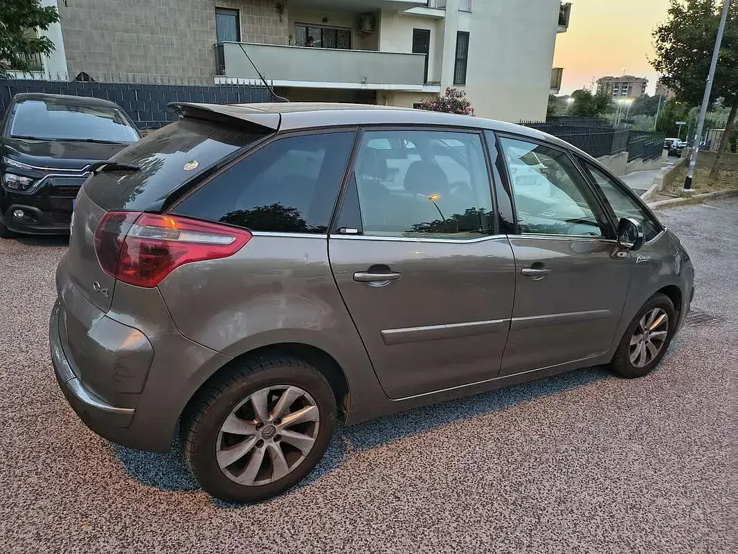 Usata Citroën C4 Picasso Exclusive 136 CV (100 kW) 2009 Marrone Monovolume