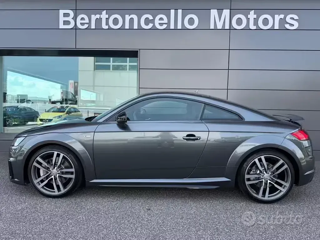 Usata Audi TT S-Line 245 CV (180 kW) 2021 Grigio Coupé