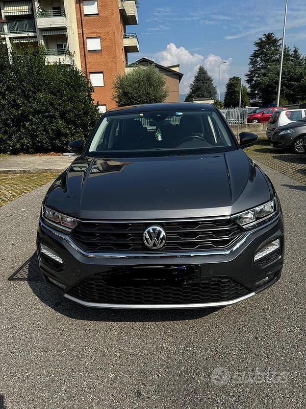 Usata VW T-Roc 116 CV (85 kW) 2019 Grigio SUV
