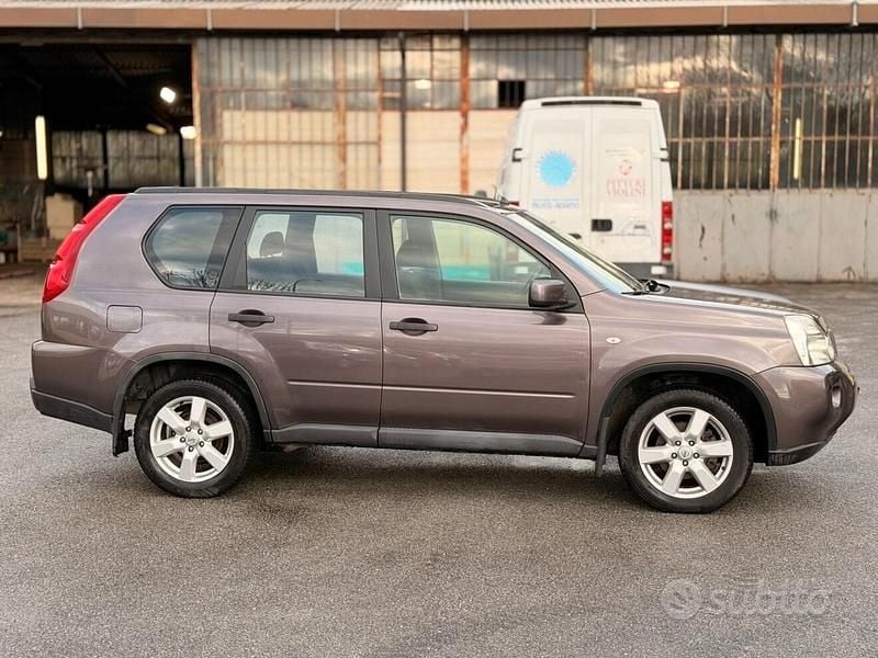 Usata Nissan X-Trail SE 150 CV (110 kW) 2008 Beige SUV
