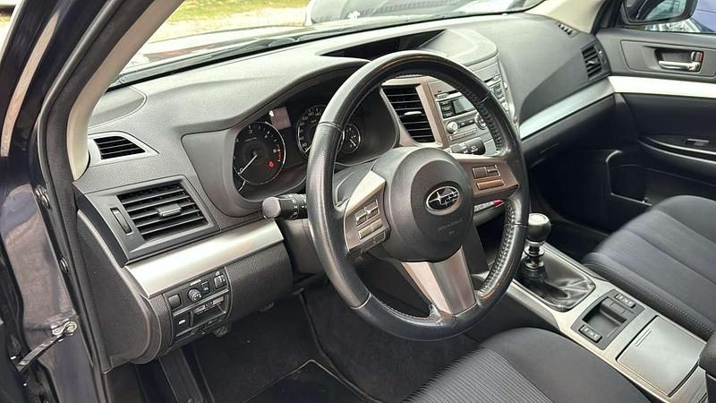 Usado Subaru Legacy Trend 150 CV (110 kW) 2010 Familiar