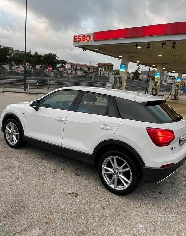 Usata Audi Q2 S-Line 116 CV (85 kW) 2018 Bianco SUV