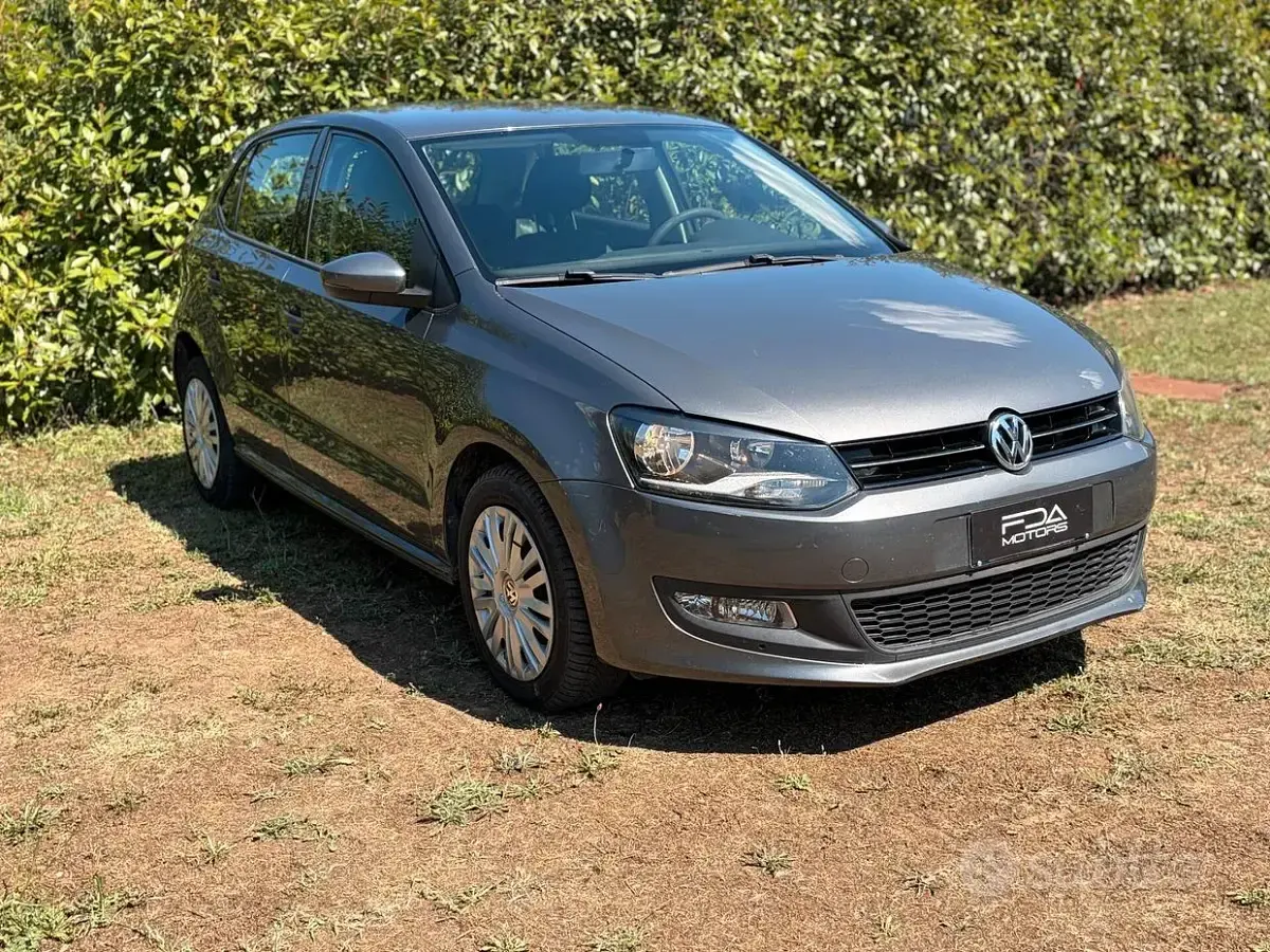 Usata VW Polo Highline 90 CV (66 kW) 2013 Grigio Utilitaria