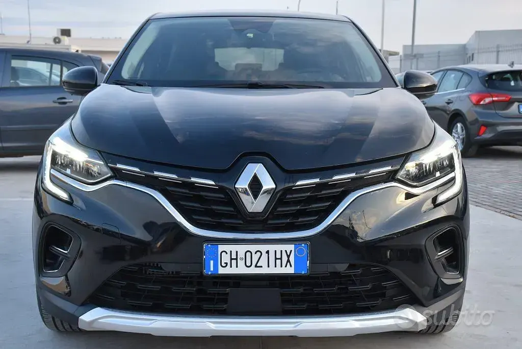 Usata Renault Captur Intens 140 CV (102 kW) 2021 Nero SUV