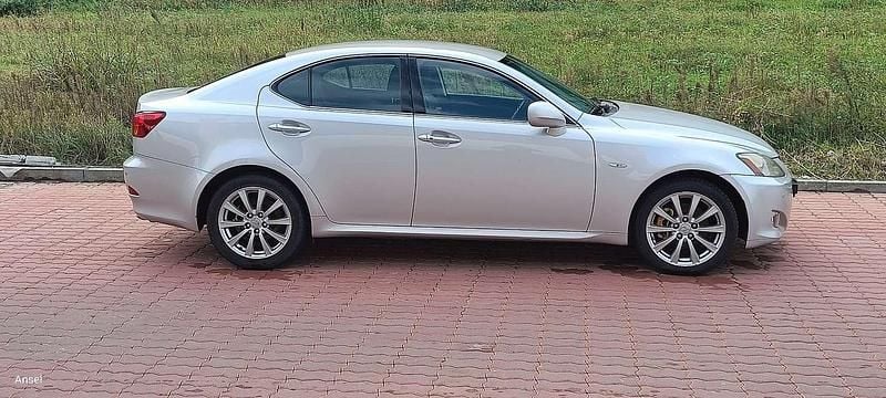 Usata Lexus IS220d Luxury Line 177 CV (130 kW) 2006 Berlina
