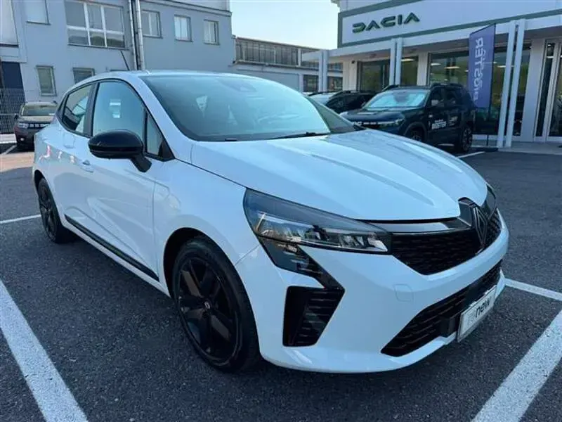 Usata Renault Clio Evolution 2024 Bianco Utilitaria